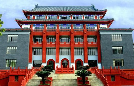大學校園的秩序維護、要靠自律！