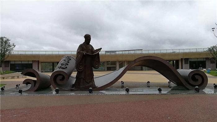 校園景觀雕塑設計重要性介紹